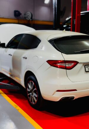 Maserati mechanic UAE