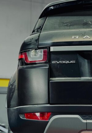 Range Rover mechanic UAE