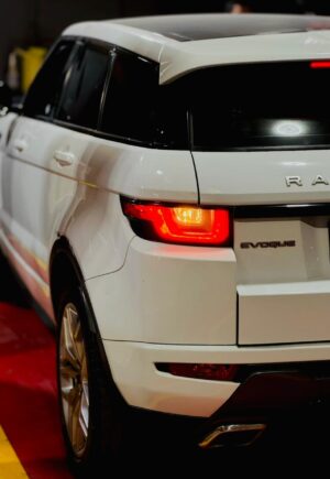 Range Rover garage UAE